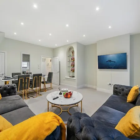 Chic 2 Bed Maisonette In Mayfair 32A